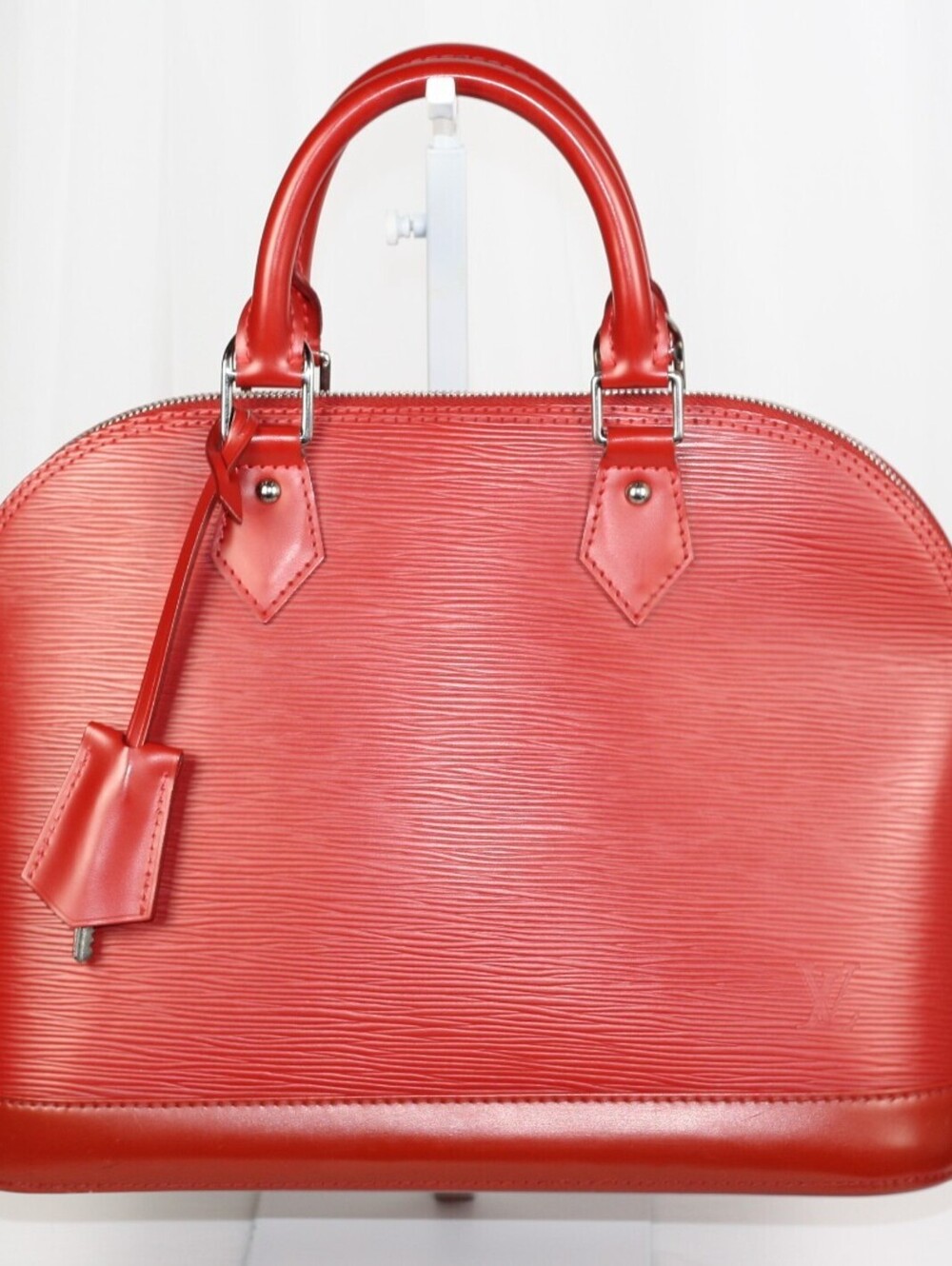 Louis Vuitton Alma PM Castilian Red Epi Leather Handbag M52147